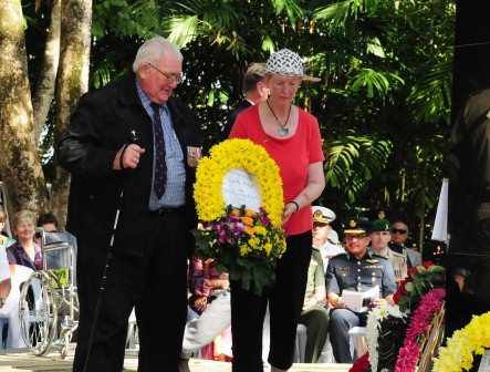 One of the guests laying wreaths at the memorial service.